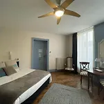 Le St Vincent 3* ロックフォール