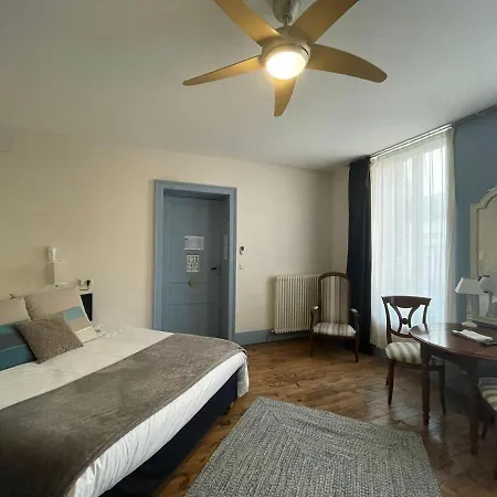 Le St Vincent 3* Roquefort (Landes)