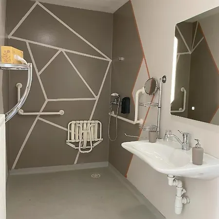 Le St Vincent 3* Roquefort (Landes)